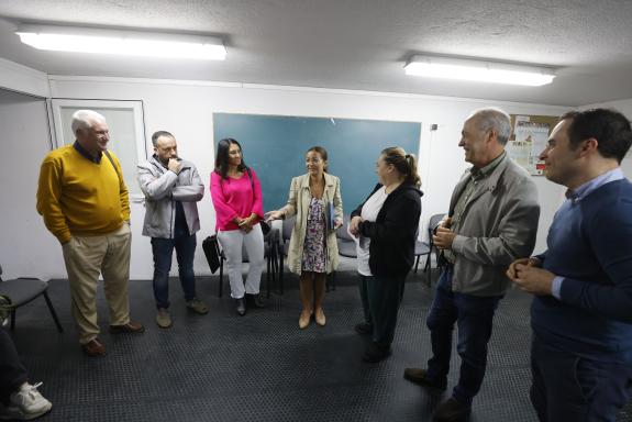 Imagen de la noticia: Villaverde aborda coa confraría de Vilaboa as necesidades do sector e analiza o desenvolvemento de novas medias de reforzo ...