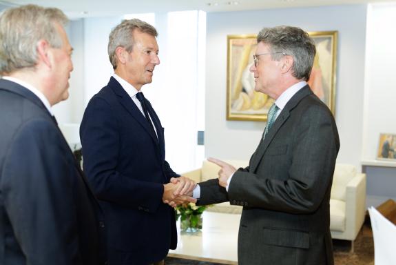 Imaxe da nova:Galicia pon en marcha un proxecto pioneiro para medir o impacto real das terapias innovadoras en pacientes con dexeneración macular