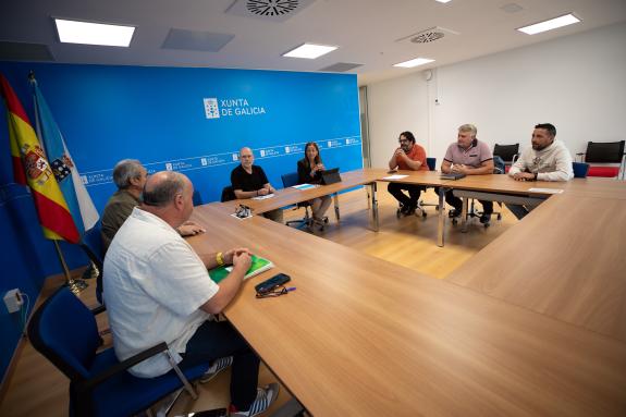 Imaxe da nova:Villaverde pon en valor a traxectoria de Opmega como entidade representativa do sector miticultor galego