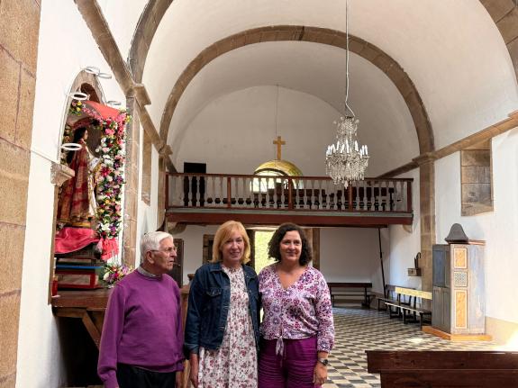 Imaxe da nova:Belén do Campo supervisa o resultado das obras de mellora da igrexa de Santa Eufemia de Vilouchada que contaron cun apoio da Xunta ...