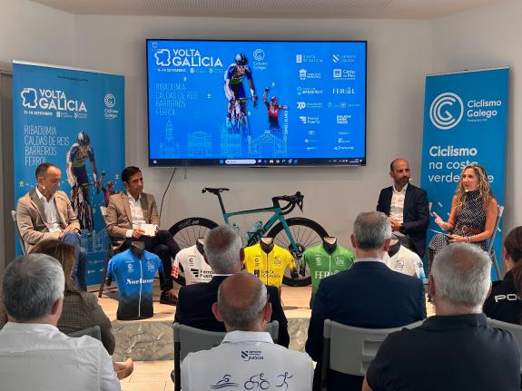 Imagen de la noticia:Aneiros pone en valor la oportunidad de promoción del territorio que supondrá el paso de la XXIII Volta Ciclista a Galicia p...