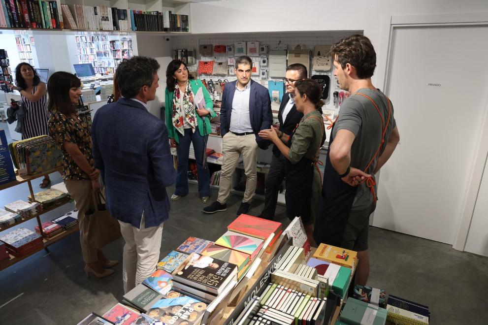 Imaxe 2 de 3 asociada á nova