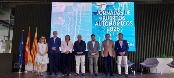 Imaxe da nova:Portos de Galicia sinala os principais retos da xestión xunto a representantes de todas as autonomías con competencias portuarias