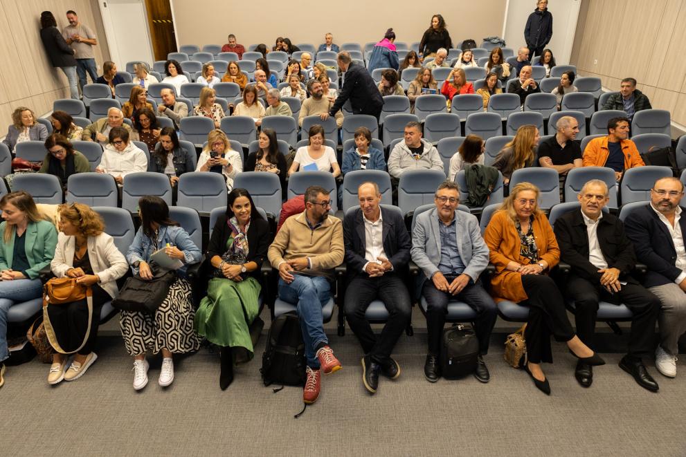 Imaxe 3 de 3 asociada á nova