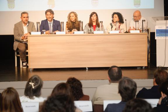 Imaxe da nova:A Xunta felicita aos 19 alumnos que concluíron con éxito a formación no obradoiro dual de emprego ‘Terras do Ortegal II’