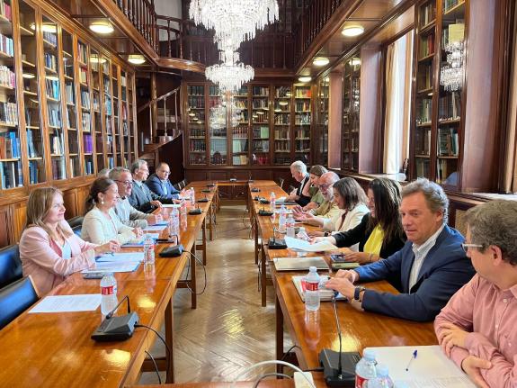 Imagen de la noticia:Villaverde traslada a la Marina Mercante la necesidad de ahondar en la coordinación entre administraciones en beneficio del ...