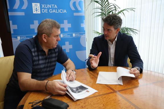 Imagen de la noticia:Arias y el alcalde de O Páramo abordan la colaboración entre la Xunta y el ayuntamiento para impulsar proyectos de interés m...