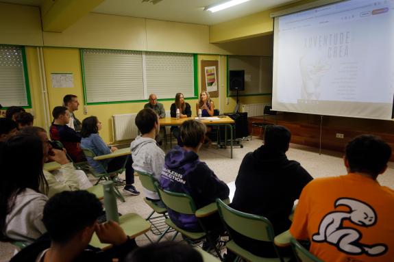 Imaxe da nova:Martina Aneiros anima aos mozos e mozas de entre 16 e 30 anos de Ferrolterra a amosar o seu talento artístico nunha nova edición do...