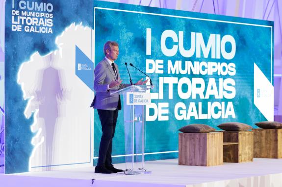 Imagen de la noticia:Rueda impulsa el Pacto por el Litoral como acuerdo histórico de gobernanza compartida entre la Xunta y los ayuntamientos cos...