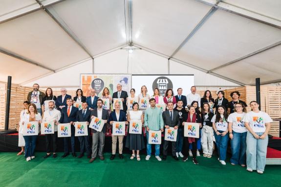 Imagen de la noticia:La Xunta promueve las nuevas vocaciones emprendedoras en el sector musical en el marco de una nueva edición del `Pont-Up Sto...