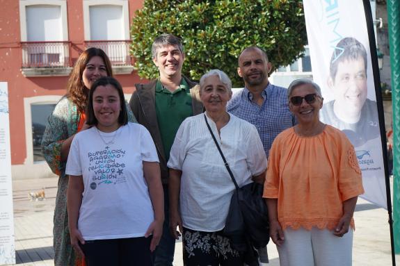 Imaxe da nova:A Xunta e Amicos implican a escolares de Ribeira na concienciación sobre a protección dos ríos e o uso responsable da auga