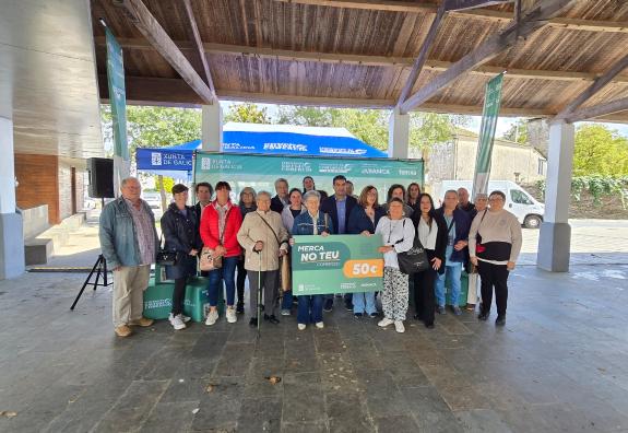 Imagen de la noticia:A Xunta entrega en Rábade os premios da 6ª campaña da iniciativa ‘Merca no teu comercio’ en Lugo