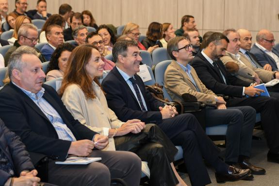 Imaxe da nova:Román Rodríguez salienta o papel clave da Inspección educativa no bo desenvolvemento do inicio do curso