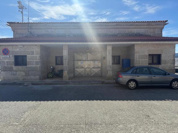 Imaxe da nova:Portos de Galicia outorga á Confraría de Vilaboa unha concesión para a explotación do edificio da lonxa con bonificación do 90% das...