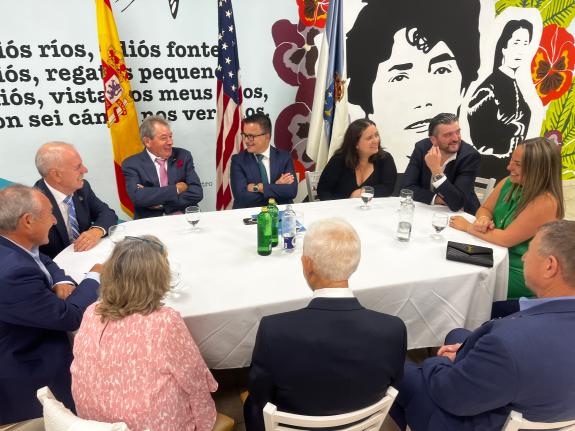 Imagen de la noticia:La Xunta ensalza en el 85 aniversario de la Casa de Galicia de Nueva York la labor de esta entidad en favor de la conservaci...