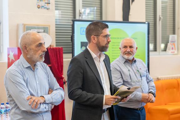 Imagen de la noticia:La Xunta refuerza la prevención de riesgos en el sector de la viticultura en el marco de la Estrategia gallega de seguridad ...