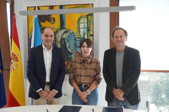 Imagen de la noticia:Lorenzana ponen en valor el papel de la cadena monte-industria en la economía gallega en la firma del convenio de colaboraci...