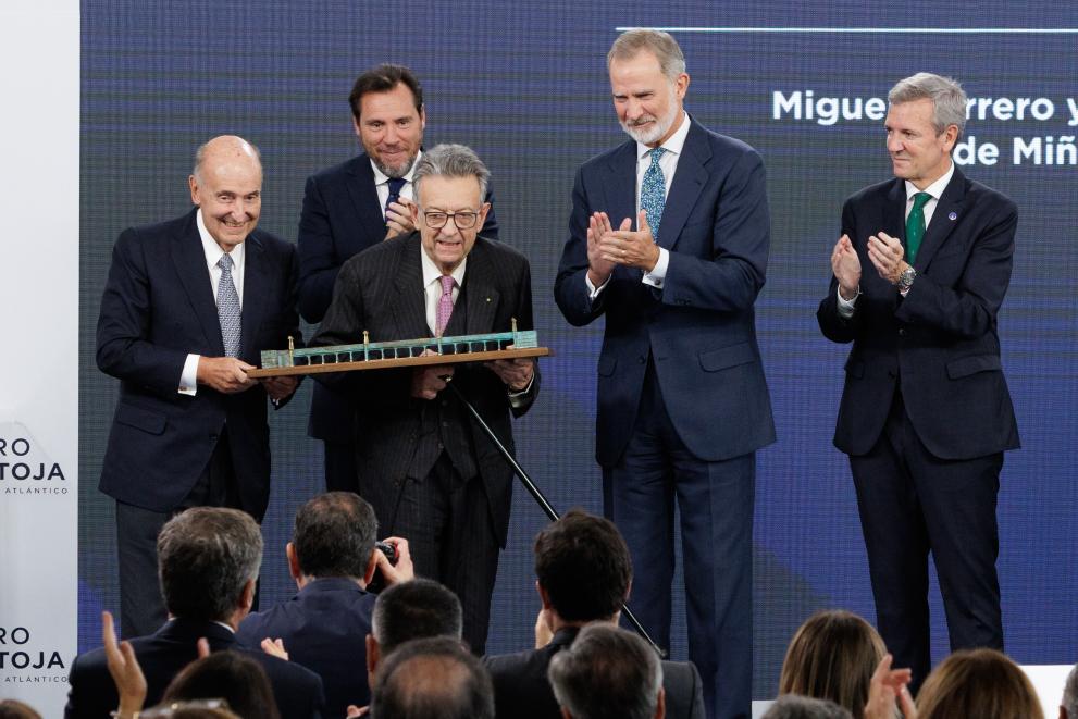 Imaxe 11 de 14 asociada á nova