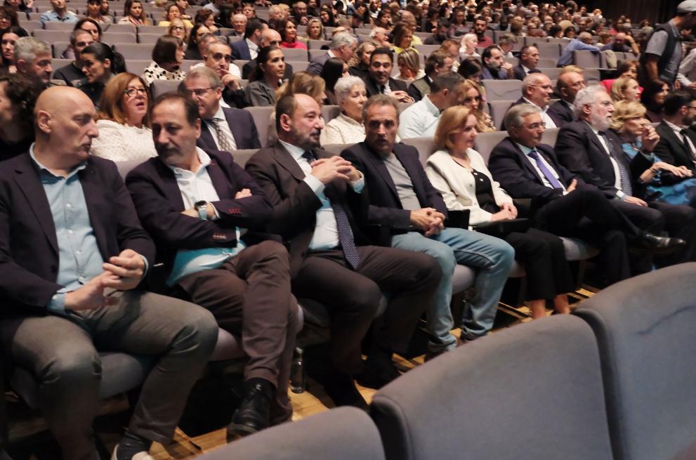 Imaxe 5 de 5 asociada á nova