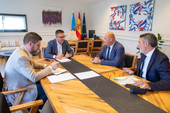 Imagen de la noticia:La Xunta avanza en la colaboración con ATA Galicia para atender las necesidades del colectivo autónomo y reforzar su papel c...