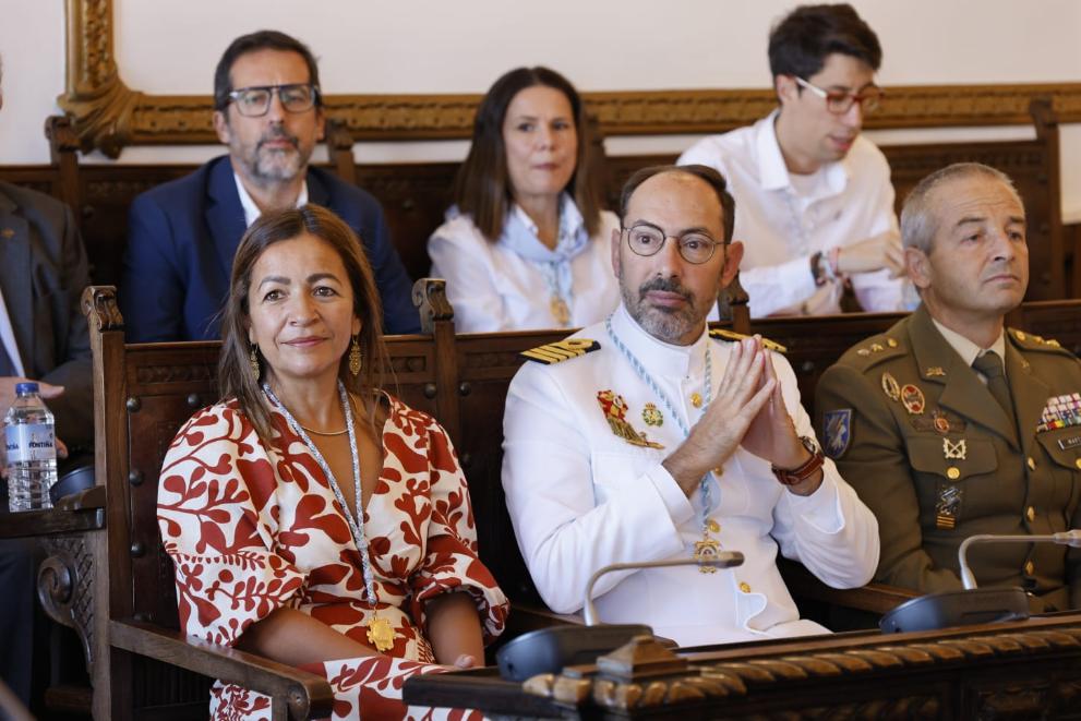 Imaxe 4 de 5 asociada á nova