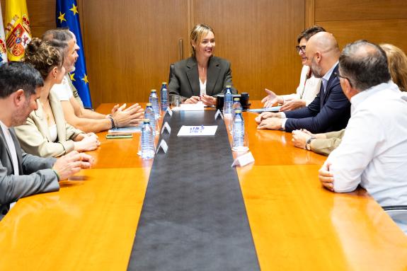 Imaxe da nova:Fabiola García destaca que o Foro RIES 2025 sitúa a Galicia no epicentro dos retos da transformación  sociosanitaria