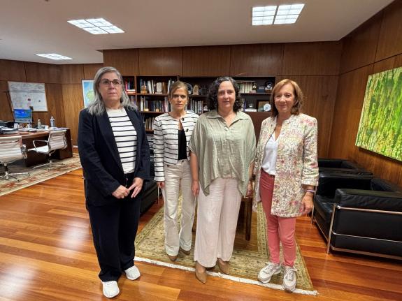 Imaxe da nova:Belén do Campo felicita a AFACO pola organización do congreso para conmemorar o seu 30 aniversario que se celebrará na Coruña o 27 ...