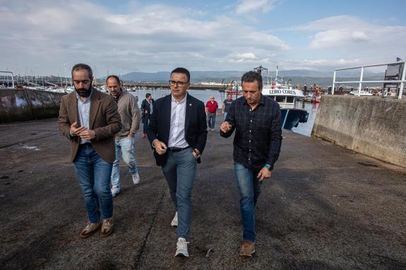 Imaxe da nova:La Xunta potenciará la formación en oficios tradicionales con bolsas para aprendices con el fin de promover el relevo generacional ...