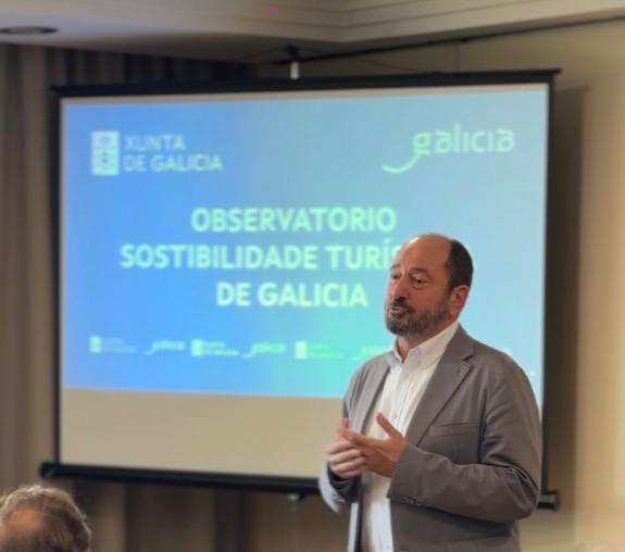 Imagen de la noticia:El Observatorio de Sostenibilidad turística avanza en el diseño de indicadores que monitorizarán el control de los flujos pa...