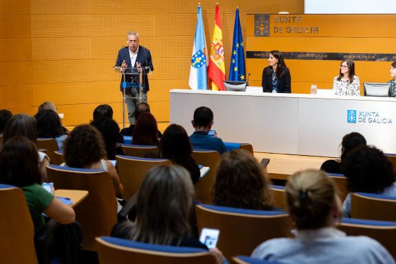 Imaxe da nova:A Xunta reforza a prevención da conduta suicida entre a poboación moza coa extensión do ‘Programa YAM’ a 95 novos centros educativo...