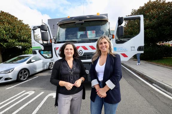 Imaxe da nova:Belén do Campo participa na recepción dun novo vehículo para a protección do medio ambiente adquirido polo Concello de Vimianzo cun...