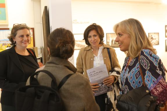 Imaxe da nova:A Xunta leva a Zamora unha exposición para explorar a Vía da Prata a través de figuras imprescindibles da fotografía dos últimos 15...