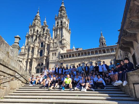 Imaxe da nova:O programa ‘O teu Camiño’ da Fundación Galega contra o Narcotráfico achega os valores xacobeos á mocidade co apoio da Xunta