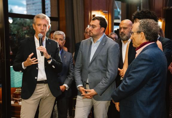 Imaxe da nova:Rueda chama a fortalecer o papel das comunidades autónomas cara unha España máis plural e cohesionada