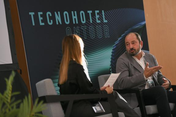 Imaxe da nova:Xosé Merelles destaca a calidade e a competitividade do sector hoteleiro galego que elevou os seus ingresos ata máis de 312M€ entre...