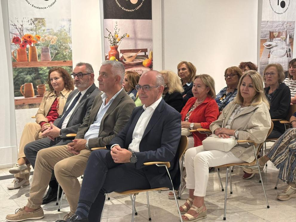 Imaxe 1 de 3 asociada á nova