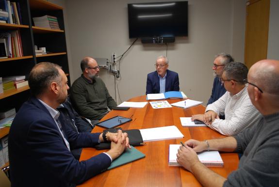 Imaxe da nova:Medio Rural destaca a importancia do traballo desenvolvido polo Ligal para garantir e certificar a calidade do leite galego