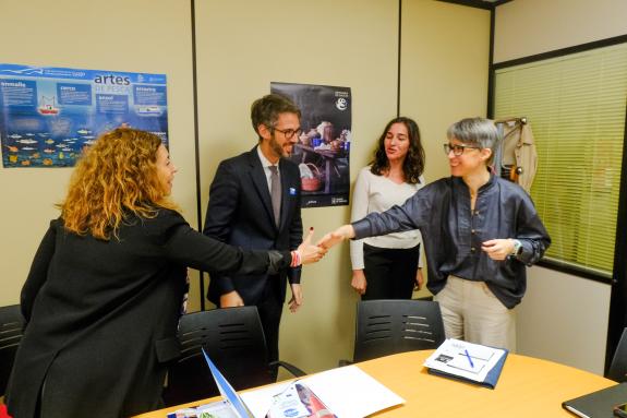 Imaxe da nova:A Xunta e Anfaco-Cytma exploran posibles liñas de colaboración no ámbito da investigación mariña