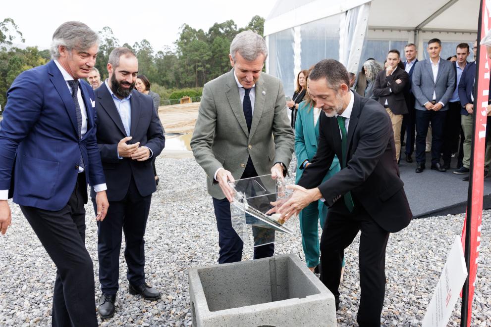 Imaxe 6 de 9 asociada á nova