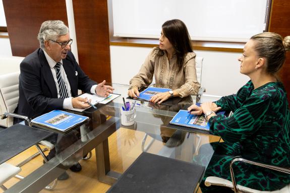 Imaxe da nova:A Xunta e a Confederación de empresarios de Galicia piden unha reunión co Ministerio de Transportes para exixir o rescate da AP-9 e...