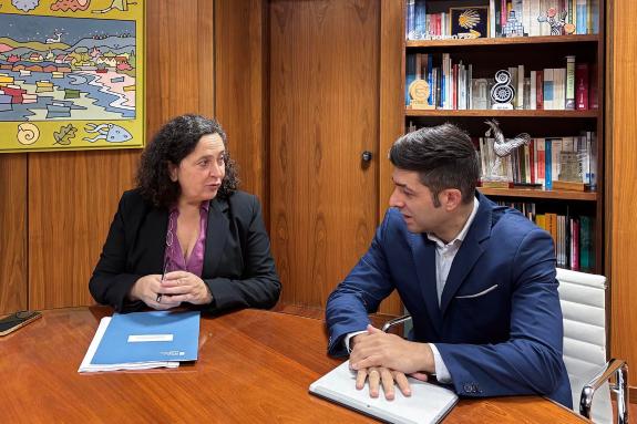 Imagen de la noticia:Belén do Campo se reúne con el gerente de ExpoCoruña para repasar el calendario de eventos de los próximos meses