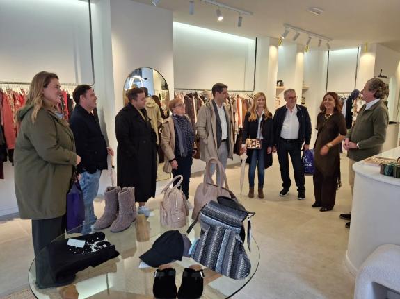 Imagen de la noticia:La Xunta apoya en Foz la campaña ‘De compras polo comercio da Mariña lucense’ con el objetivo de dinamizar el consumo local