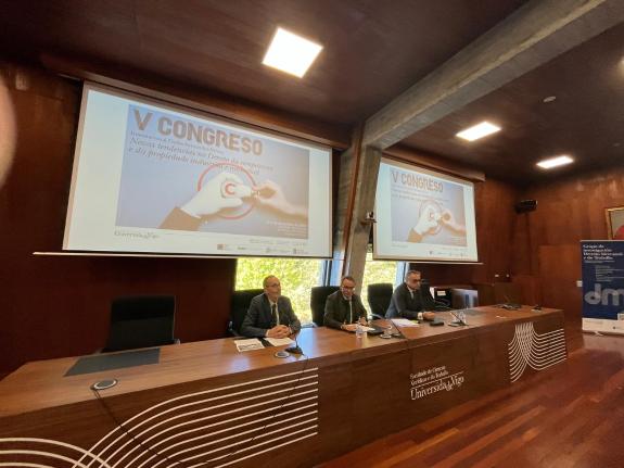 Imagen de la noticia:La Xunta destaca la importancia de la formación continua para evitar la inseguridad jurídica ante los cambios normativos y t...