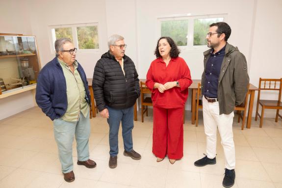 Imagen de la noticia:Belén do Campo destaca que la Xunta apoya con cinco ayudas a cuatro entidades vecinales de la comarca del Barbanza a través ...