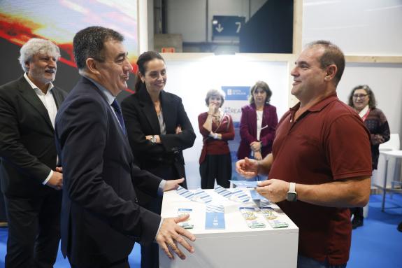 Imagen de la noticia:La Xunta lleva a SIMO el modelo referente de educación digital de Galicia para dar respuesta a los nuevos retos