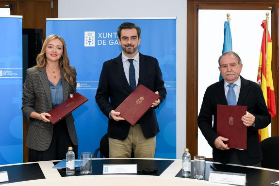 Imagen de la noticia:La Xunta colabora con el Consejo de la Abogacía Gallega en acciones de atención profesional a víctimas de violencia sexual y...