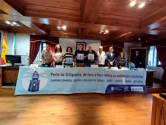 Imaxe da nova:A Xunta pon en valor a campaña ‘De faro a faro’ dos concellos de Ortegal como referente interinstitucional para combater a violenci...