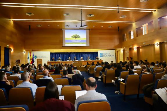 Imaxe da nova:A Xunta reafirma o seu compromiso na loita contra o narcotráfico no marco dun congreso celebrado na Academia Galega de Seguridade P...