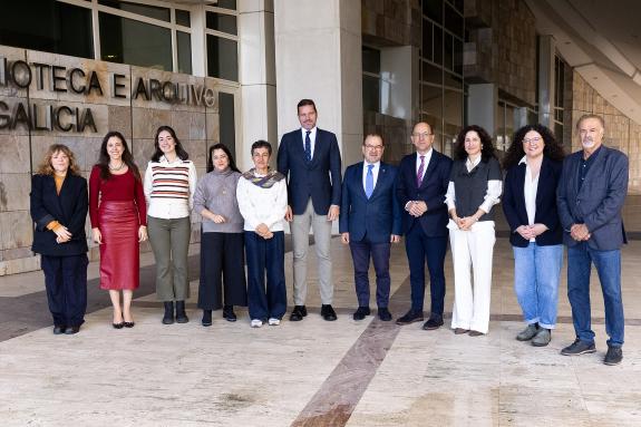 Imaxe da nova:Os Premios da Cultura Galega 2025 recaen na Editorial Galaxia, a Bienal de Pontevedra, a mostra de Teatro Cómico de Cangas, as Bode...