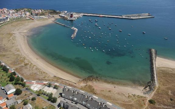 Imagen de la noticia:La Xunta de Galicia invertirá 220.000 euros en las obras de la segunda fase del dragado del puerto de Cariño